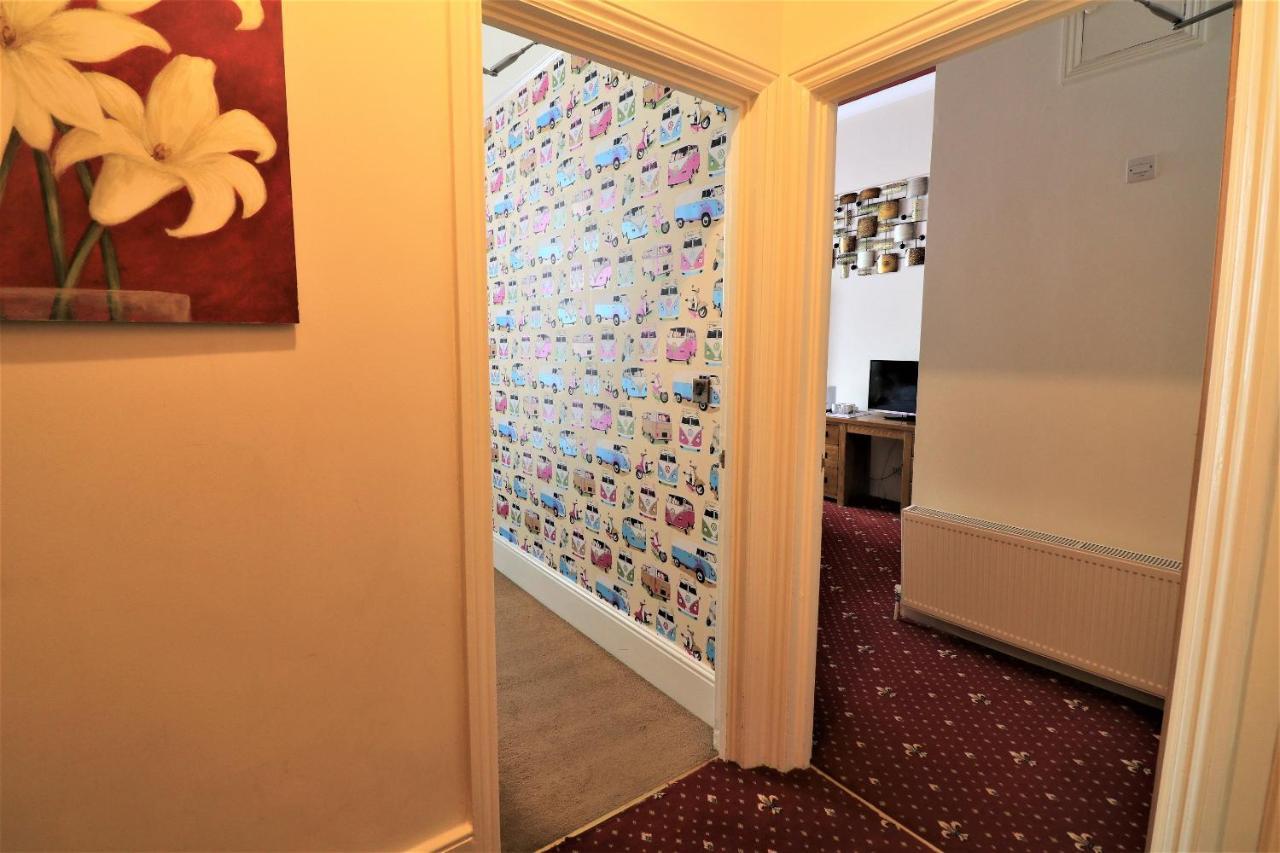 The Berkeley Guesthouse Eastbourne Exteriör bild