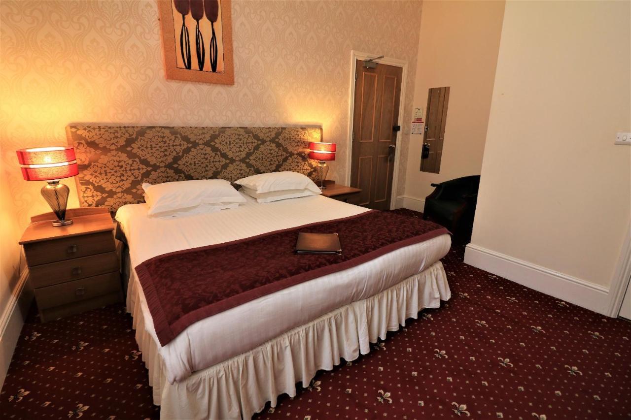The Berkeley Guesthouse Eastbourne Exteriör bild