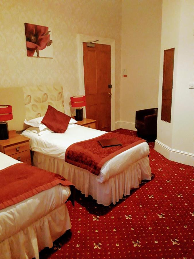The Berkeley Guesthouse Eastbourne Exteriör bild