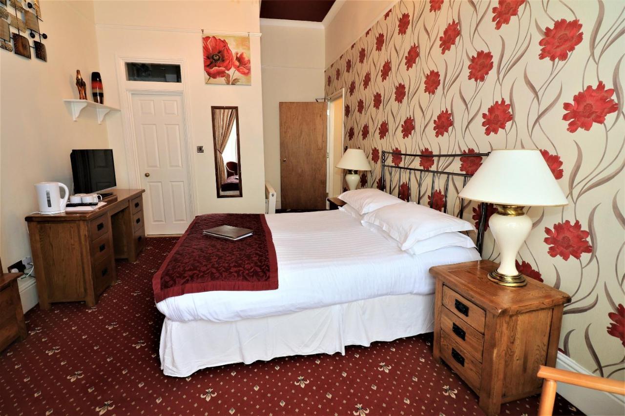 The Berkeley Guesthouse Eastbourne Exteriör bild